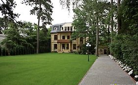 Residenz Villa Kult